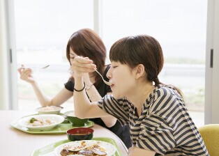 周公解夢夢見吃飯