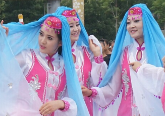 保安族的傳統(tǒng)節(jié)日,保安族的風俗慣